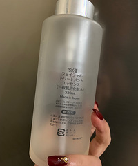 ����SK-II����ˮ��ë�ױ�ø�ϸ���ˣ�����Ƥ���п���Ч��