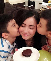 �е�����Ů�ˣ���ö�Ư��