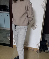 买的毛呢裤很满意,比我在实体店买的厚实很多