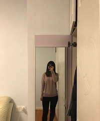 和同事一起买了7条加绒的小黑裤,厚实弹力好,一条就能过冬