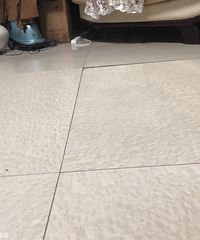 2018年的最后一天,我家的地砖炸了