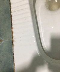 蹲便装成这样了,怎么补救?