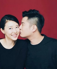 �����ȥ�ĸ۽�������飬����Ů��