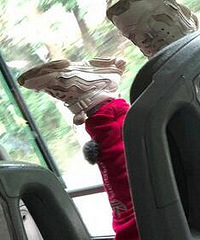 这种家长带娃儿,娃儿啷个会听话?