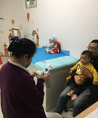 ���޶�ȥ��ҿ������Ķ�ͯҽԺ���˸���죬���򼷣�ҽ��Ҳ������