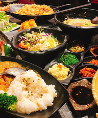 从上学时期就在吃的一家日料小店,两个人点了一桌,芝士虾是招牌