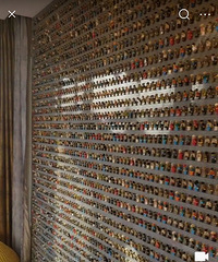 ���������˻�10����޶�װ��һ���ָ�ǽ