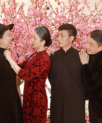 ��Խ��22��ǰ�͸�ĸ������ɫ�����������˵���Ұ����Ѿã�