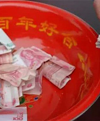 弟弟结婚让姐姐写协议:放弃父母财产