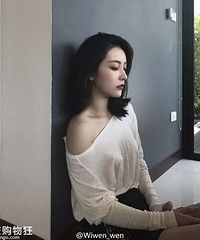 �����ָ���ǰŮ����������������ץ