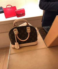 Ů��ڵİ�Ʒ�󼯺ϣ��ײ˼���LV AlmaBB