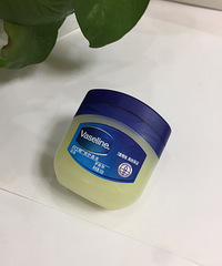 我的护肤品分享,用了这款面膜皮肤水润多了,上妆也不会浮粉