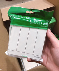 315买了施耐德的开关面板,看到这款就挪不开脚