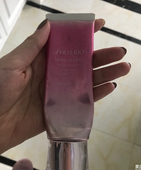 分享3款好用平价的防晒霜,强推林允同款!使用起来清爽不油腻