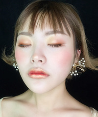 来个冻龄妆!让自己看起来粉粉嫩嫩