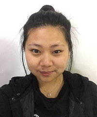 能够快速上手的红唇气场妆,想要妆面服帖自然,我用了这个秘诀