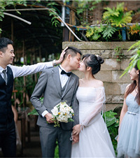 提前整理6个重点备婚过程很轻松,自己设计的喜字和视频很有意义