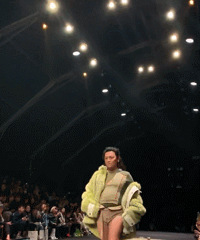 ��־����ε����ͣ��������˽Ű�