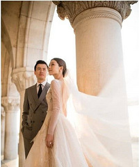 文咏珊结婚照曝光了,感觉这个婚纱照重庆妹子也拍过的