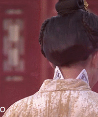 9λ�����ǵı�ЦŮװ�ϼ�