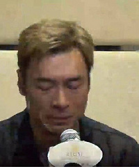 ��־������������ϳ�����ʵ�������ϴ�