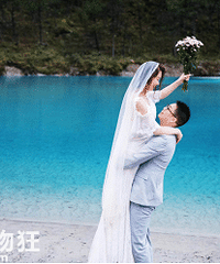 老公在同学会上对我一见钟情,办了一场粉色婚礼当了一回公司