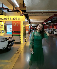������������ˬ����ȹ���ſ����������۶�˵����Ů