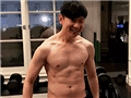 林俊杰居然有腹肌