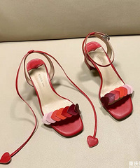 ���쵽�ˣ��ÿ�����Ь����һ��