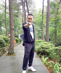 35������174�ĸ������飬���졢��һŮ������