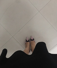 �·��ֵ���Ь���ɣ�ԭ���߸�Ь���һ�봩��ĺ����