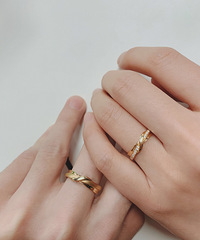 ���˺þ����ֵ����¶Խ䣬�ÿ�������ϴ���Ҷ������