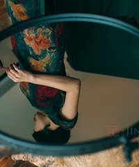 ��һ�鸴����Ƭ��չ��һ�����