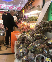 国产苹果6块钱1个 新疆梨9块1个...今年水果都流行按个买