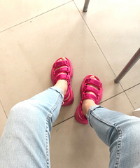 ��˵˵���ǽ��춼����ʲôЬ���ж����˴���Ь�ˣ�