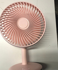 安利下最近入手的小风扇,可以看剩余电量,超级静音,才39.9