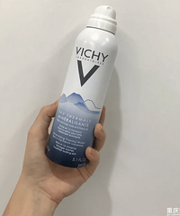 补水喷雾就是我的续命神器!补水还控油