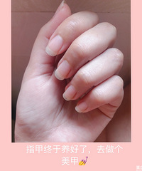 莫兰迪色的指甲,看起来超温柔