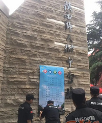 ����С������̸���գ�ѧ���ҳ�6����ŶӵȺ�7���Ͻ�����ֻ�