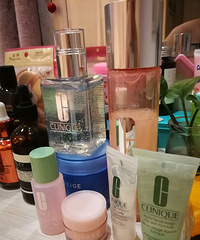 求推荐性价比高,适合干敏皮用的护肤品