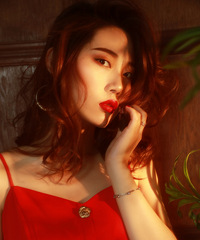 一天拍7组写真,这组妆容都没换只换了衣服和场景,真的好喜欢