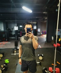 81��175CM�Ĺ���Ա�������飬ϣ���Է�34������