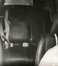 ���գ��и����⳵�ϲ��ӣ��г���¼�����¾���һĻ