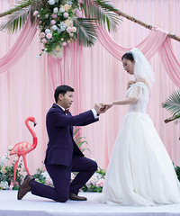 据说我的婚礼誓词感动一大票人,已婚女士听了都想再办一场婚礼