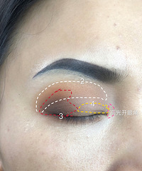 跟着美妆博主画欧美妆超大气,这里有详细眼妆教程