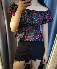 跟团入的这几件衣服都好乖哟,品牌原单质量很好,价格也美丽