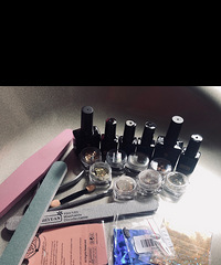 在家花4个小时做的碎钻美甲,闪闪的银色指甲百搭好看