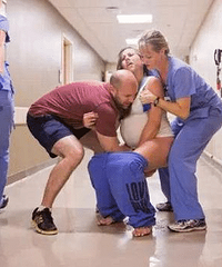 �����и���ҽԺ¥��ͻȻ���ӣ���Ӱʦ������������