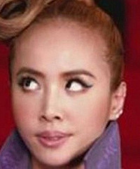 被某婚恋公司红娘的价值观惊呆,让我信用卡买套餐再找对象帮我还