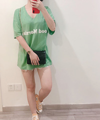 ���촩��ɫ�·������죿���޳��ţ�������ɫ��T�����ȵ���ͷ��